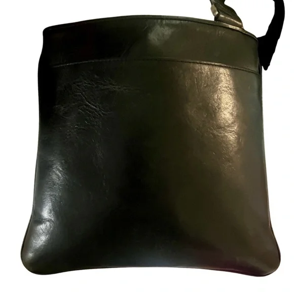 ✨ Rare Find! Brighton Red Calf Hair & Leather Messenger ✨ - Picture 2 of 7